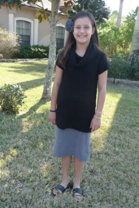 t-shirt skirt with matching flower