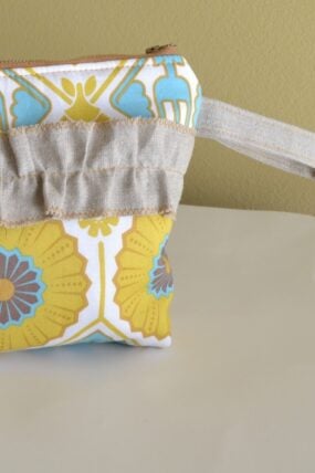 aztec zipper pouch